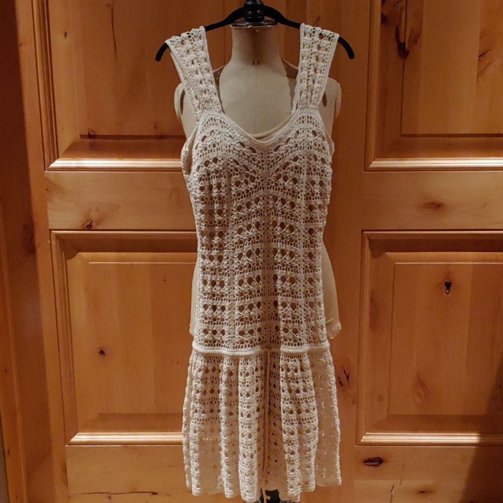 NWOT Vince Off-white Macrame Sleeveless Dress